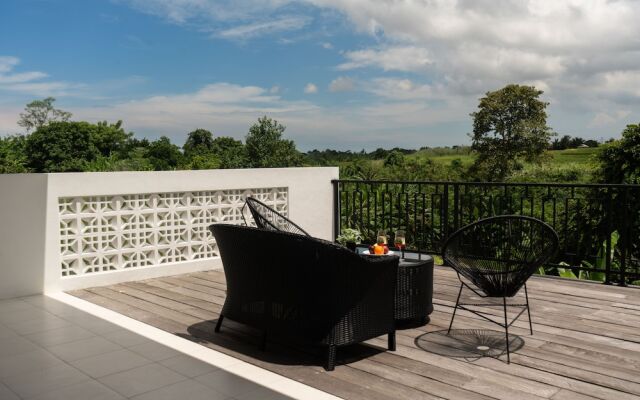 Santorini Luxury Villa