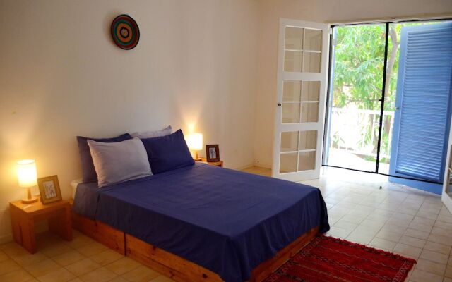 Syds Guesthouse II