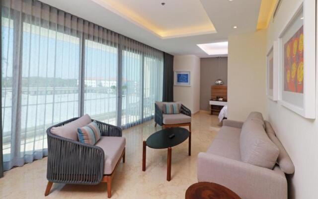 Holiday Inn & Suites Puerto Vallarta Marina & Golf