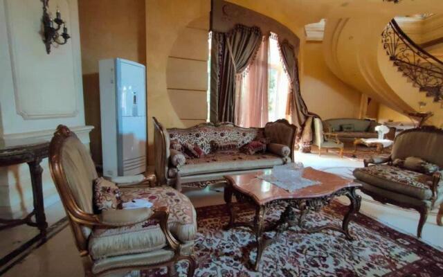 قصر الياسمين ٨ بالتجمع