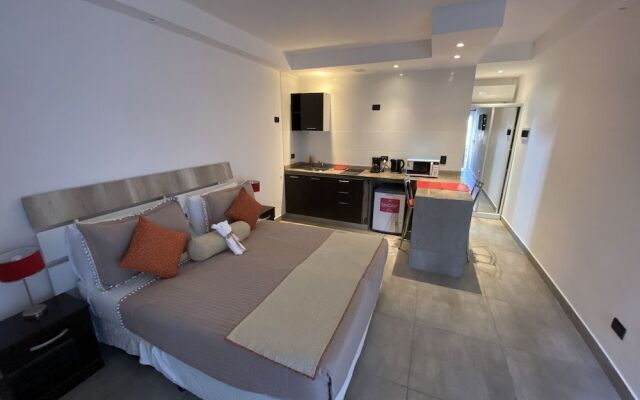 Ayres Village Apart