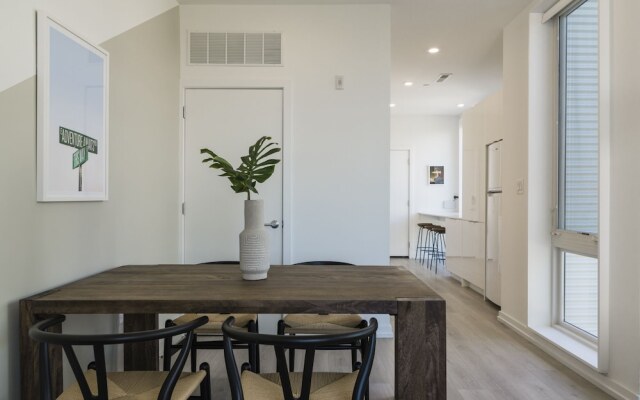 Abode Philadelphia - Center City Convention Center