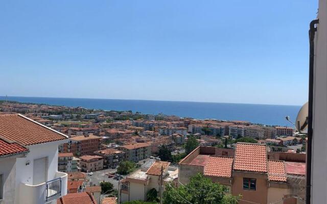 Appartamento con vista mare