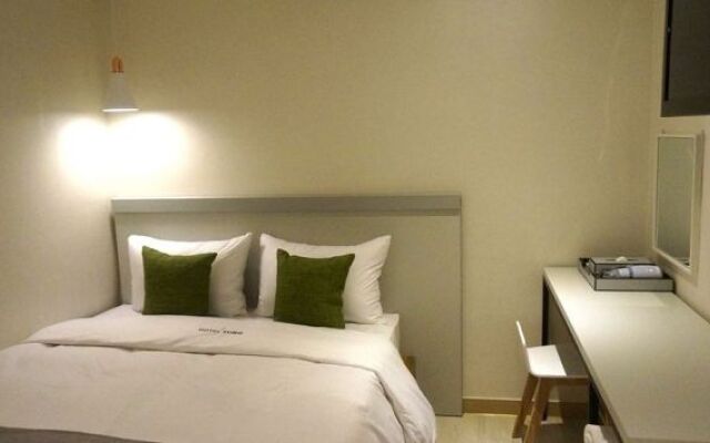First Stay Hotel Eagle Owl