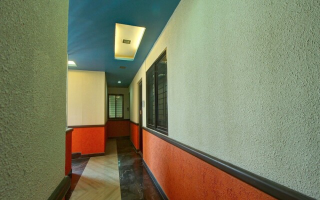 OYO 17116 Lng Hospitality