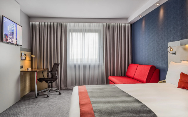 Holiday Inn Express London-Watford Junction by IHG