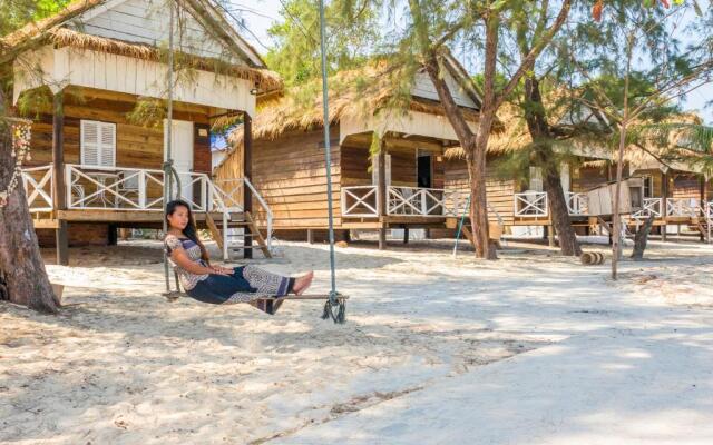 Sandy Beach Bungalows