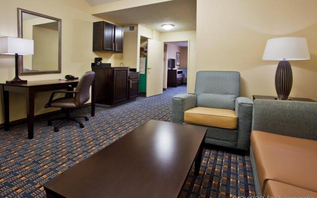 Holiday Inn Express Alpharetta - Roswell, an IHG Hotel