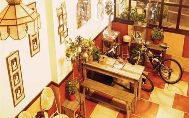 Soho Bund Youth Hostel