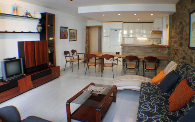 Pi Sunyer 4 1C In Roses