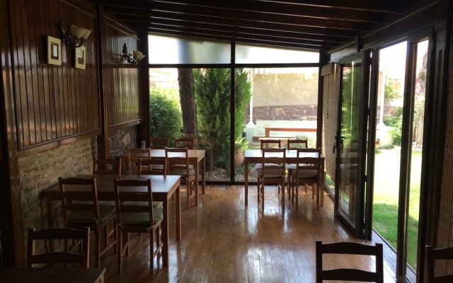 Cunda Has Konak Otel