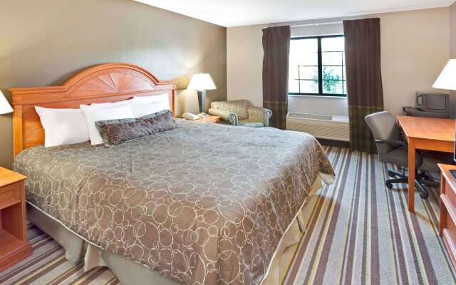 Super 8 by Wyndham South Bend