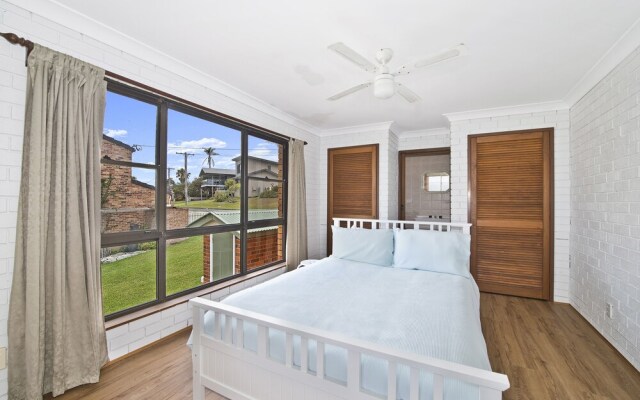 Pacifica - All About The View