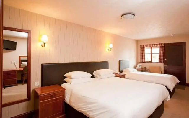 The Raven Hotel by Greene King Inns