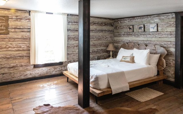 Paradise Village Hotel