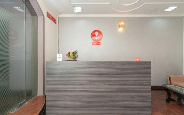 OYO 23566 Flagship Daffodils Nest