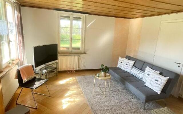 NEB-THUN LODGE`s Seehaus 1 Gwatt