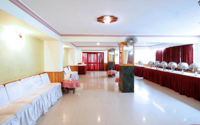 Vardaan Hotel