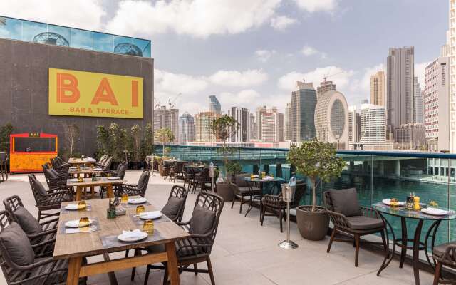 Radisson Blu Hotel, Dubai Canal View Hotel