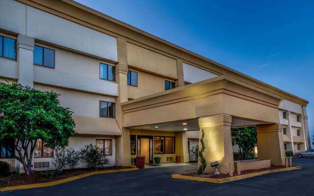 La Quinta Inn & Suites by Wyndham Meridian