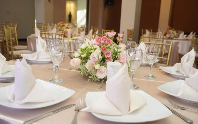 Hotel Colon Plaza Business Class