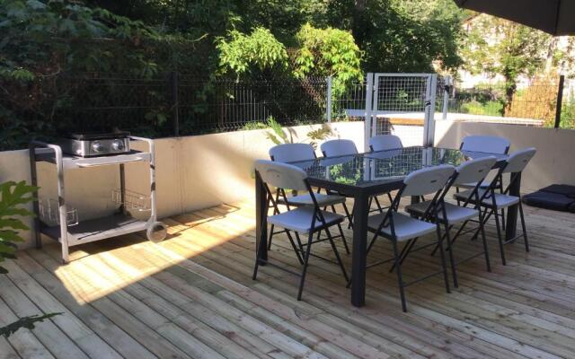 Magnifique T4 avec terrasse à Saint-Nectaire - 8 pers