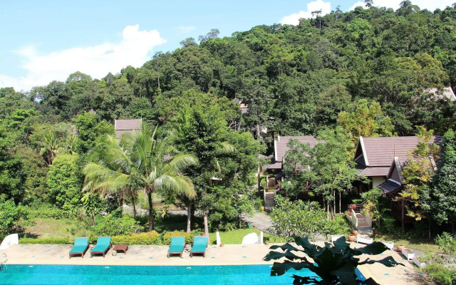 Kooncharaburi Resort
