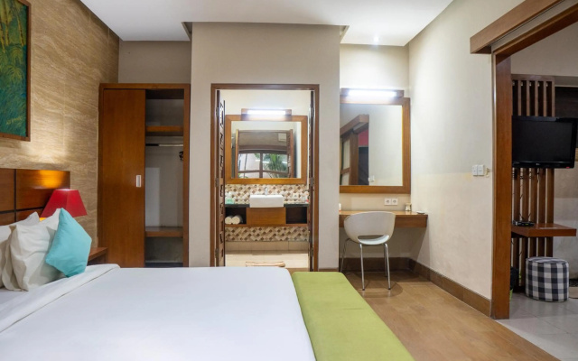 The Green Zhurga Suites – Guest Rooms – Kerobokan Kelod
