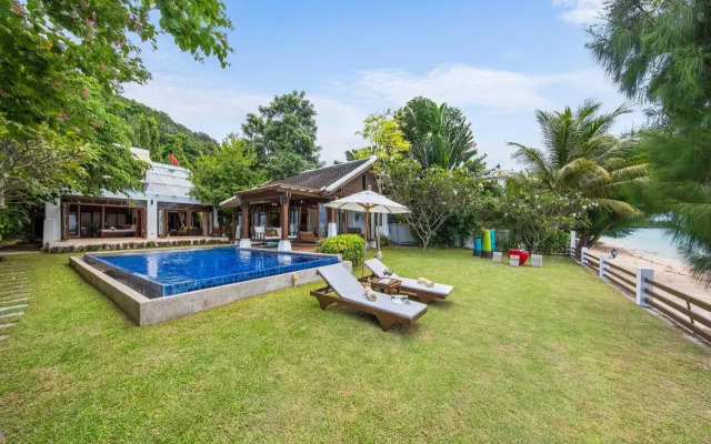 The Emerald Residence