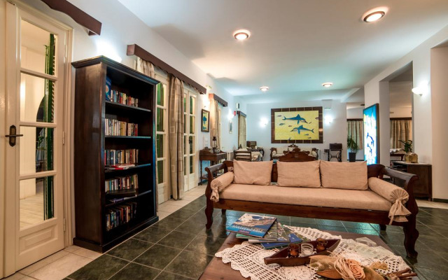 Scorpios Beach Santorini