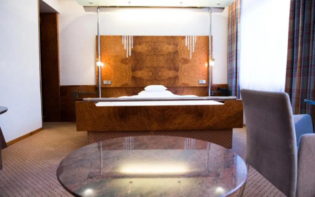 Hotel Royal