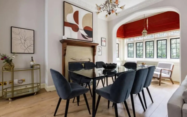 The Woking Wonder Captivating 3bdr Flat With Parking