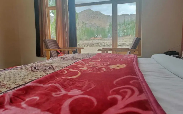 Hotel Malik Residency