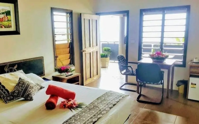 Golden Point Resort
