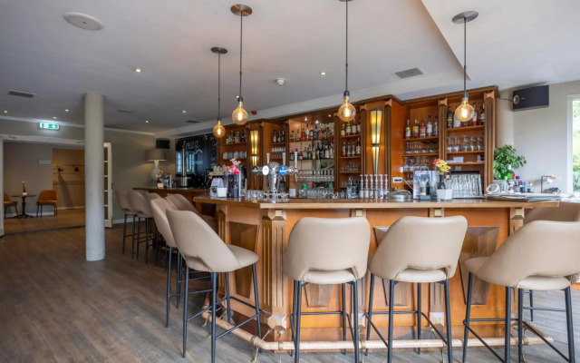 Fletcher Hotel - Restaurant De Witte Raaf