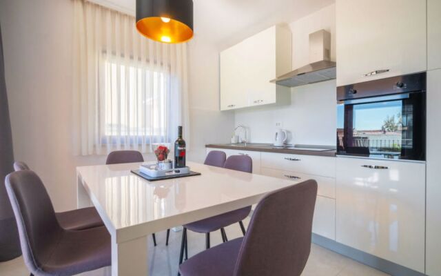 Apartment Damir Tampere 25135