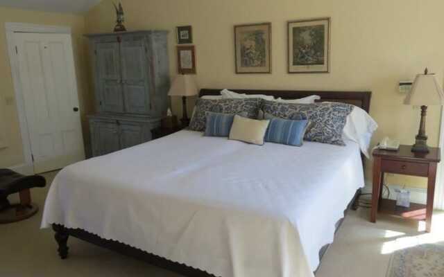 105 Fox Hill Road - Three Bedroom House