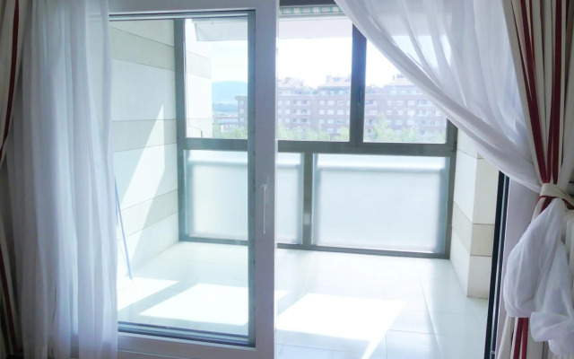 Apartamento luminoso, funcional y amplio en zona hospitalaria