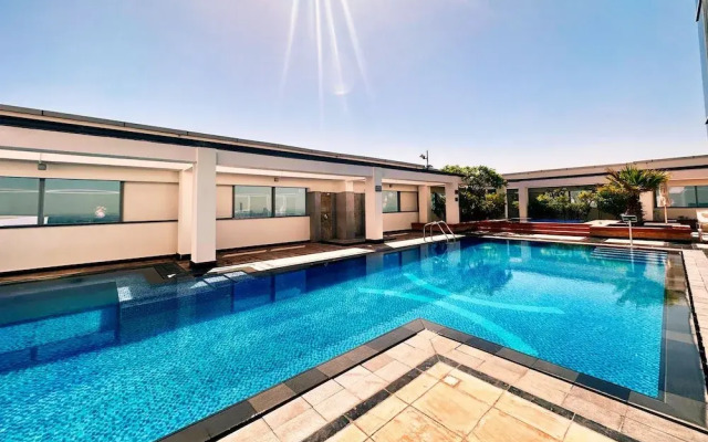 Pristine Difc 1BR w Pool Gym