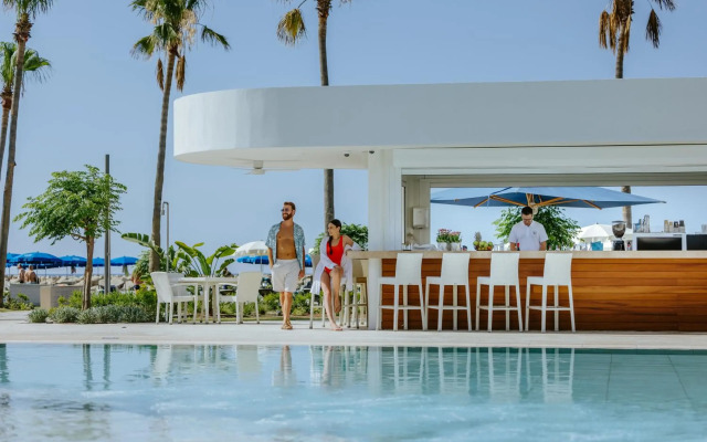 Lordos Beach Hotel & Spa