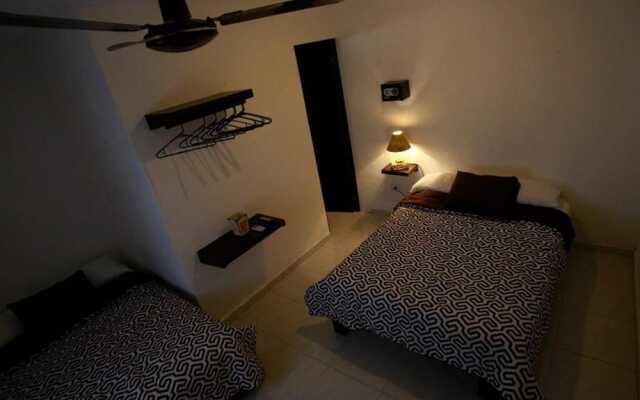 Rooms el Batey - Downtown Cancun 4
