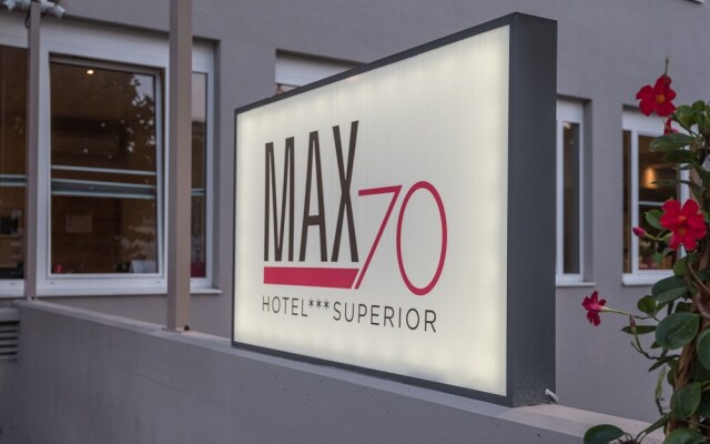 Hotel Max 70