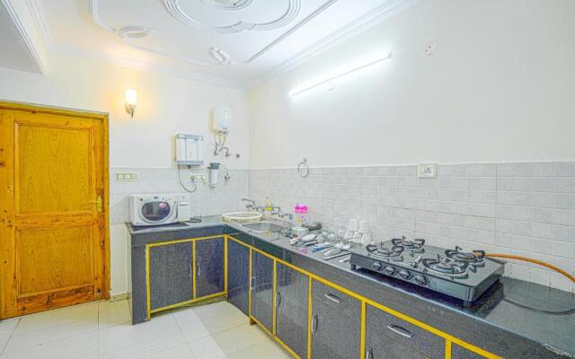 Shimla Woods 2BHK by Dumnu Homes