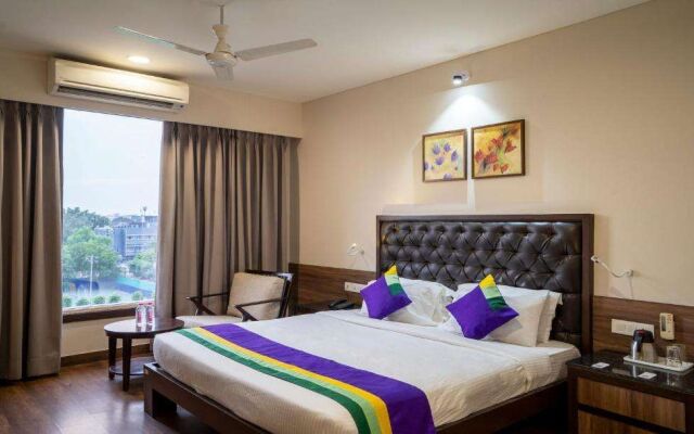 Treebo Premium Baramasi By Jai Club Prime