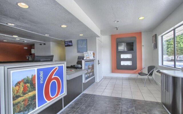 Motel 6 New Cumberland, PA - Harrisburg - Hershey South