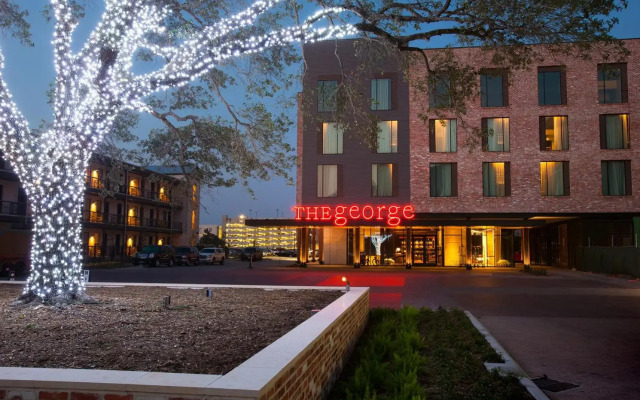 The George, by Valencia Hotel Collection