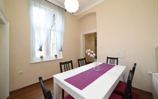 Apartment Metropolis 1