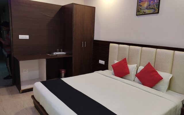 Capital O 37973 Hotel Shiv Vilas