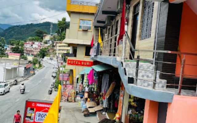 Goroomgo Girish Alay Homestay Uttarakhand