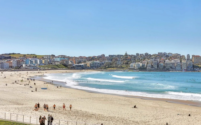 Private 4 Bedroom Beach House in Bondi